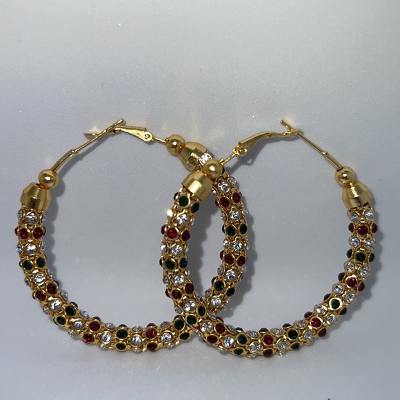 Women gold plated earring | great condition | Indian Jewelry Accessories - Picture 3 of 4